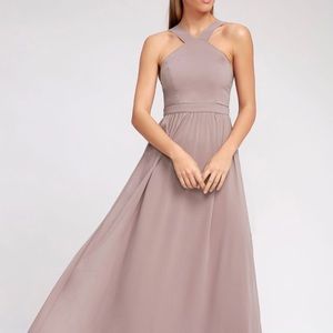 Lulu’s Taupe dress
